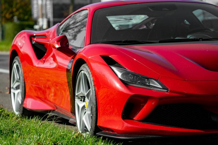 Közpénz-felhasználás: törvényi háttér — expensive car ferrari sports, Pexels stock by Wijs (Wise)