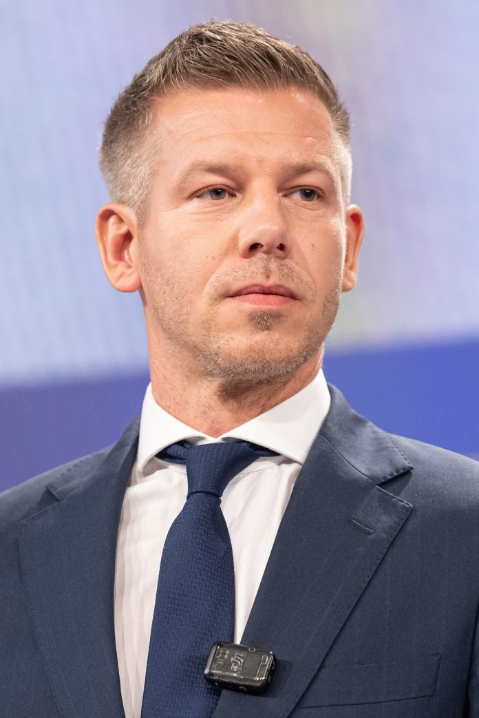 Magyar Péter Magyar Péter, Tisza Párt elnöke